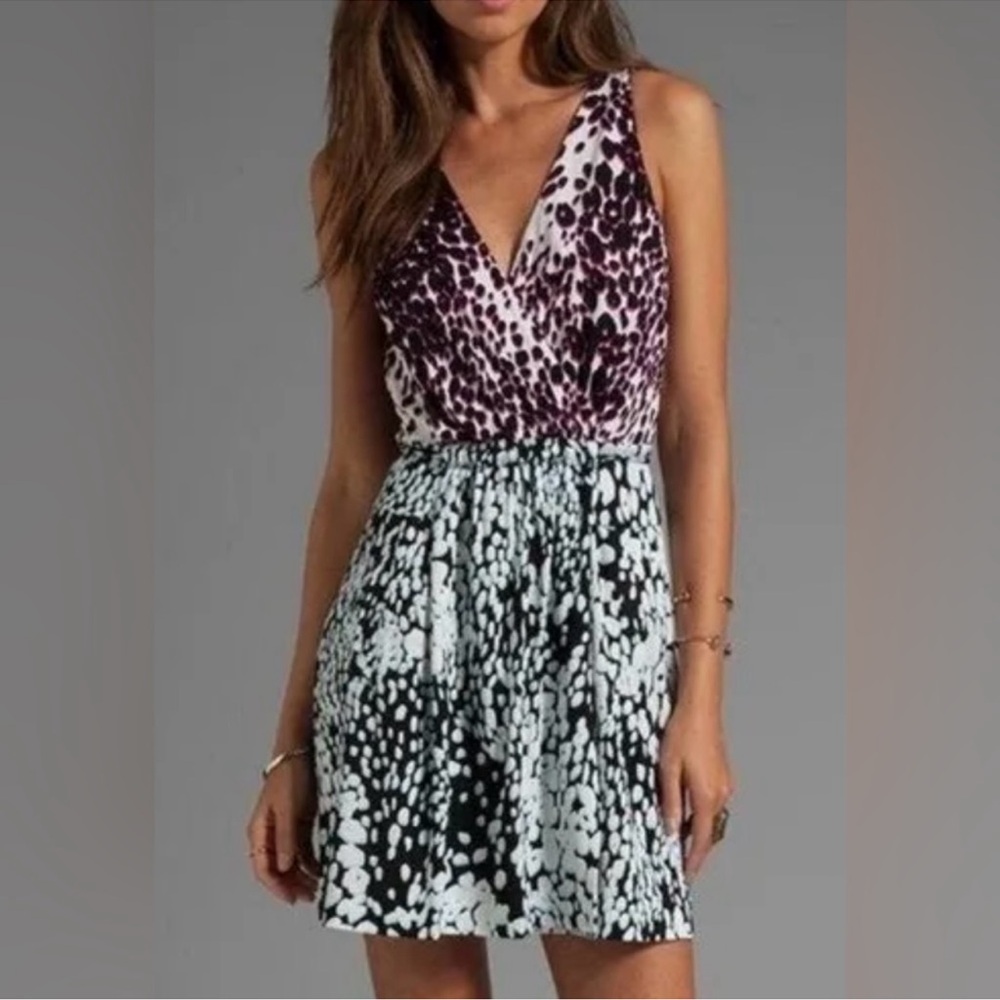 Diane Von Furstenberg Oblixe Mini Dress with pockets